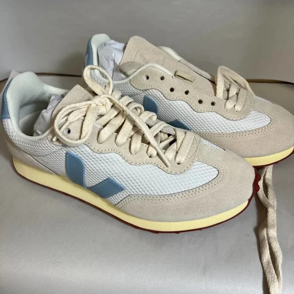 Veja Women's Sneakers in Cream and Blue - Picture 3 of 7